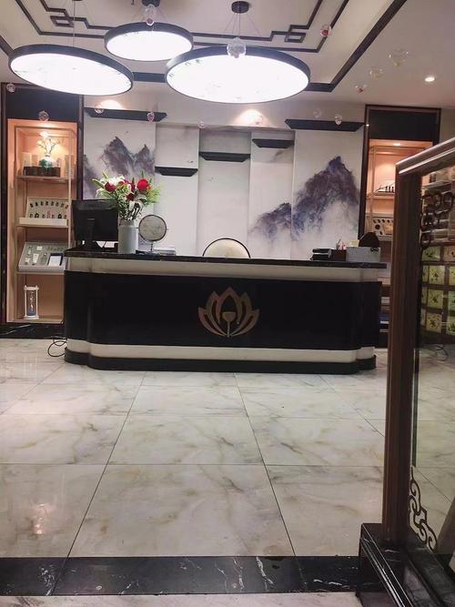 剛好住在這個附近剛好肩頸不舒服看到美團(tuán)有雅璇美容肩頸這個項目來